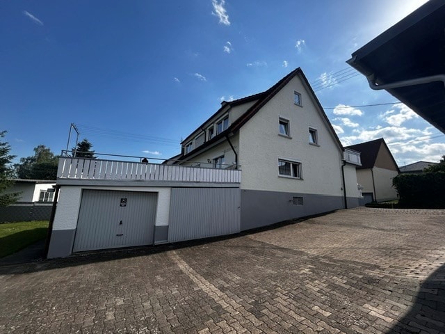 3 Zweifamilienhaus Neuhausen
