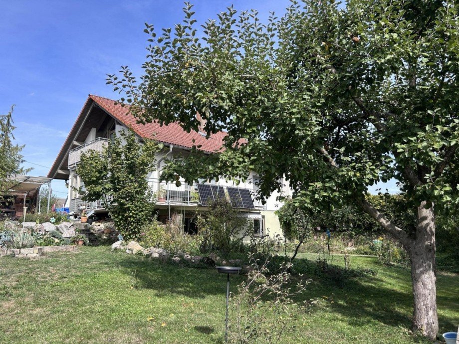 R�ckansicht Mehrfamilienhaus Me�kirch