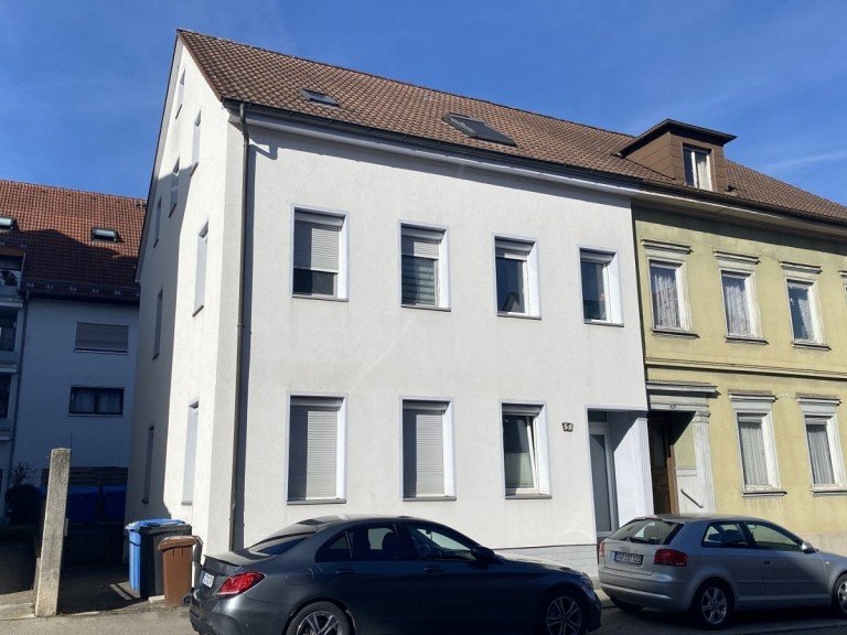 Ansicht Tuttlingen Mehrfamilienhaus Kapitalanleger aufgepasst! DHH mit 7 WG - Zimmern und �ber 6% Rendite in Tuttlingen