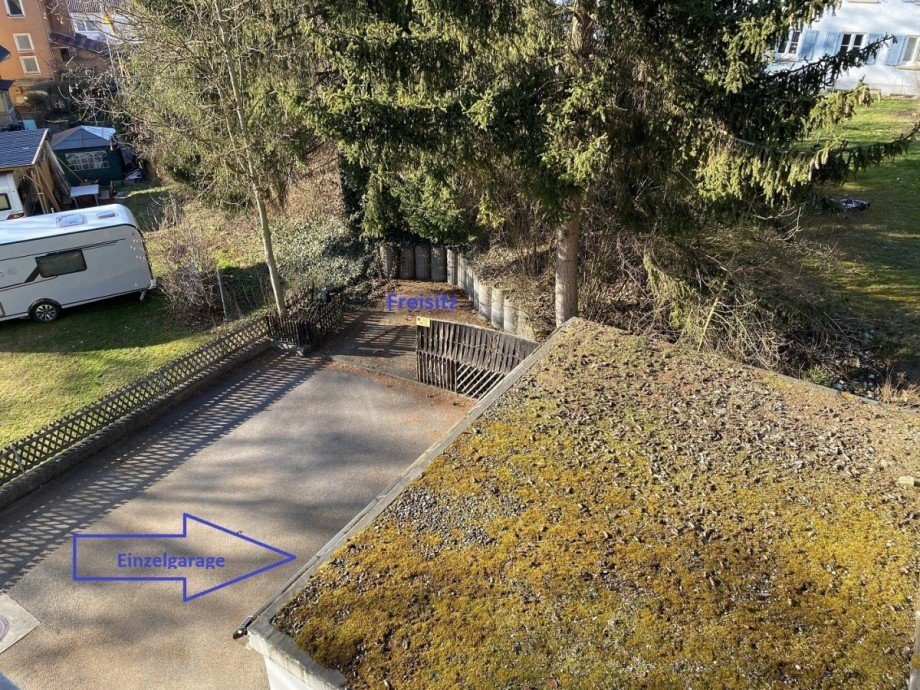 Hofraum mit Garage und Freisitz Etagenwohnung Tuttlingen