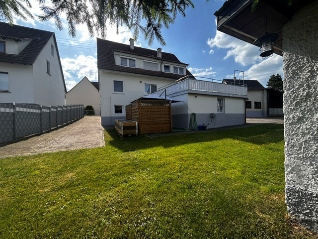Viel Platz Zweifamilienhaus Neuhausen