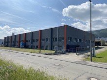Ansicht Gewerbehalle mit Verwaltungsgeb�ude in 78549 Spaichingen