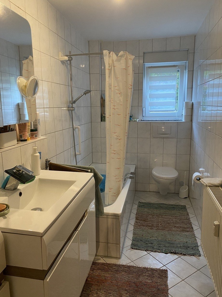 Bad Erdgeschosswohnung Wellendingen