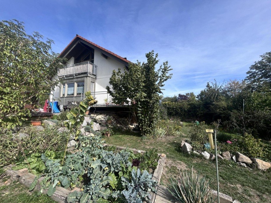 Garten Mehrfamilienhaus Me�kirch