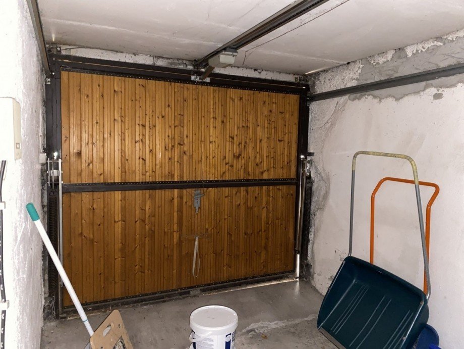 Garage UG Doppelhaush�lfte Reichenbach