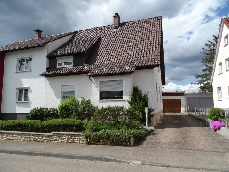 Hauptbild: Sonniges ruhiges Einfamilienhaus in Schwenningen - sofort frei!