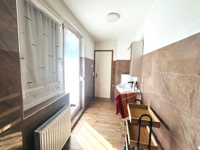 Bad EG Zweifamilienhaus Neuhausen