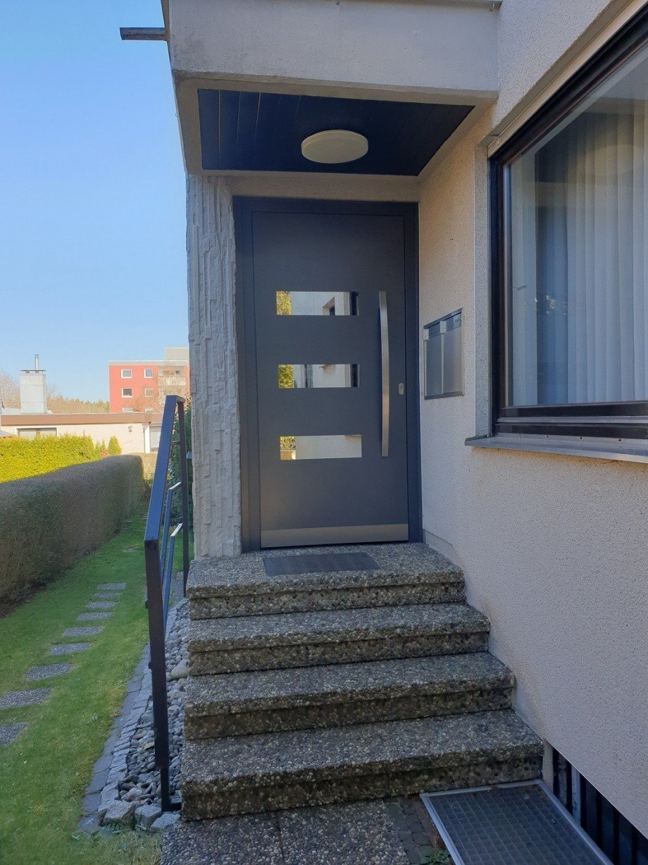 Eingangsbereich Etagenwohnung St. Georgen