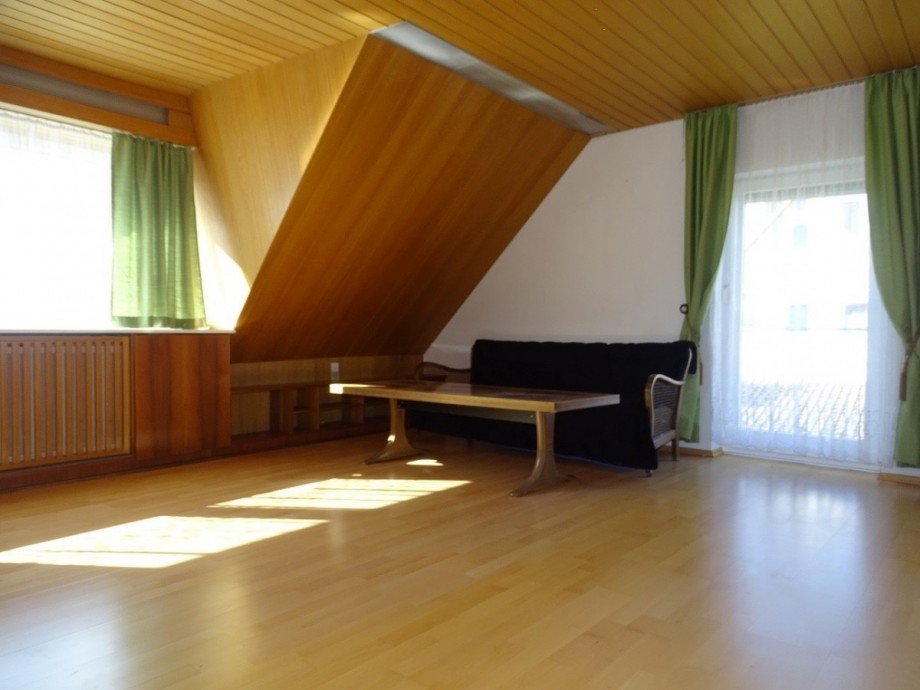 Zimmer 2 OG Einfamilienhaus Tuningen