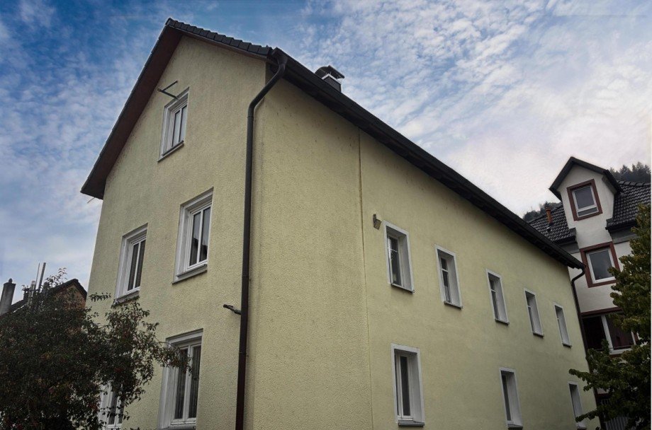 Au�enansicht Wohn- / Gesch�ftshaus Schramberg