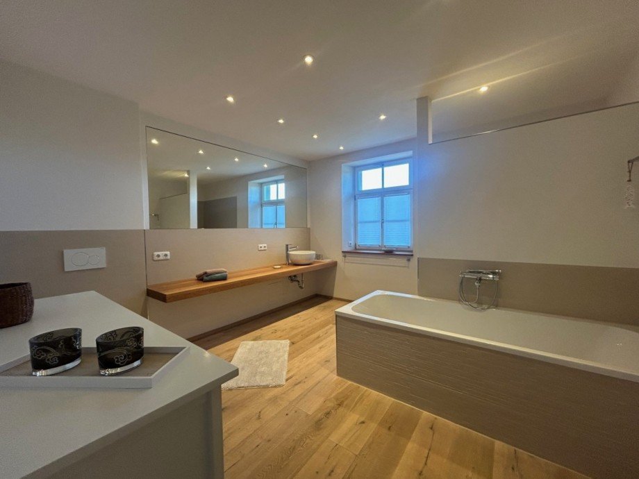 Bad Dusche/Wanne/WC Einfamilienhaus Sauldorf