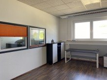 B�ro Gewerbehalle mit Verwaltungsgeb�ude in 78549 Spaichingen