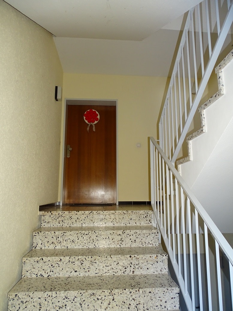 Treppenhaus Erdgeschosswohnung Schramberg