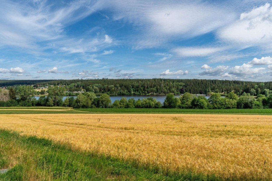 Blick auf den Kirnbergsee Wohnanlagen Br�unlingen