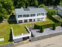 S�dwestansicht Thronen und Wohnen �ber den D�chern von Tuttlingen