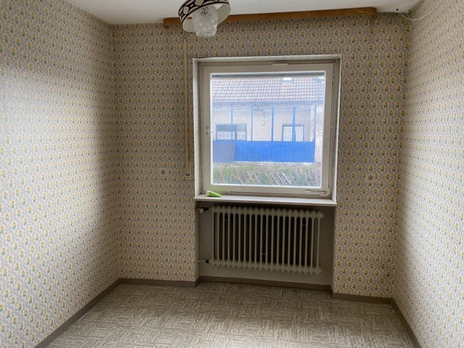 Kind 2 EG Zweifamilienhaus Neuhausen