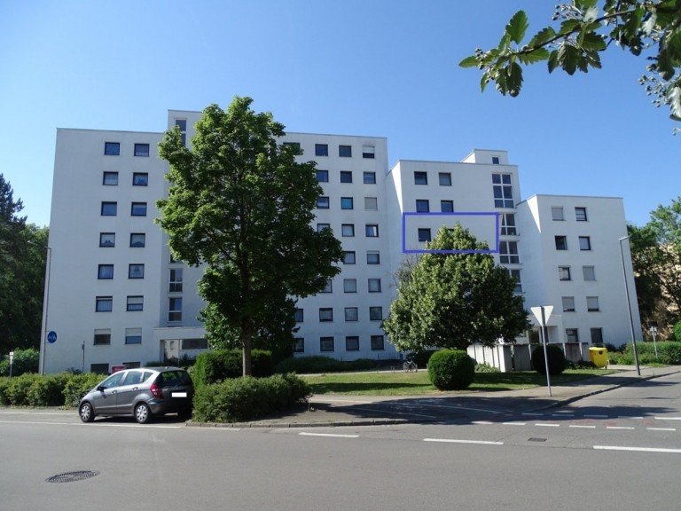 Frontseite Villingen-Schwenningen - Schwenningen Etagenwohnung Gro�z�gige 3 Zimmer Wohnung mit Balkon und Garage in Schwenningen