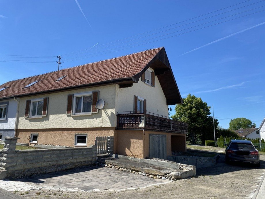 S�dostansicht Doppelhaush�lfte Neuhausen
