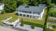 Hauptbild Thronen und Wohnen �ber den D�chern von Tuttlingen