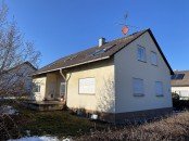 Hauptbild Zweifamilienhaus mit 4 + 5 Zimmerwohnung in 78579 Neuhausen